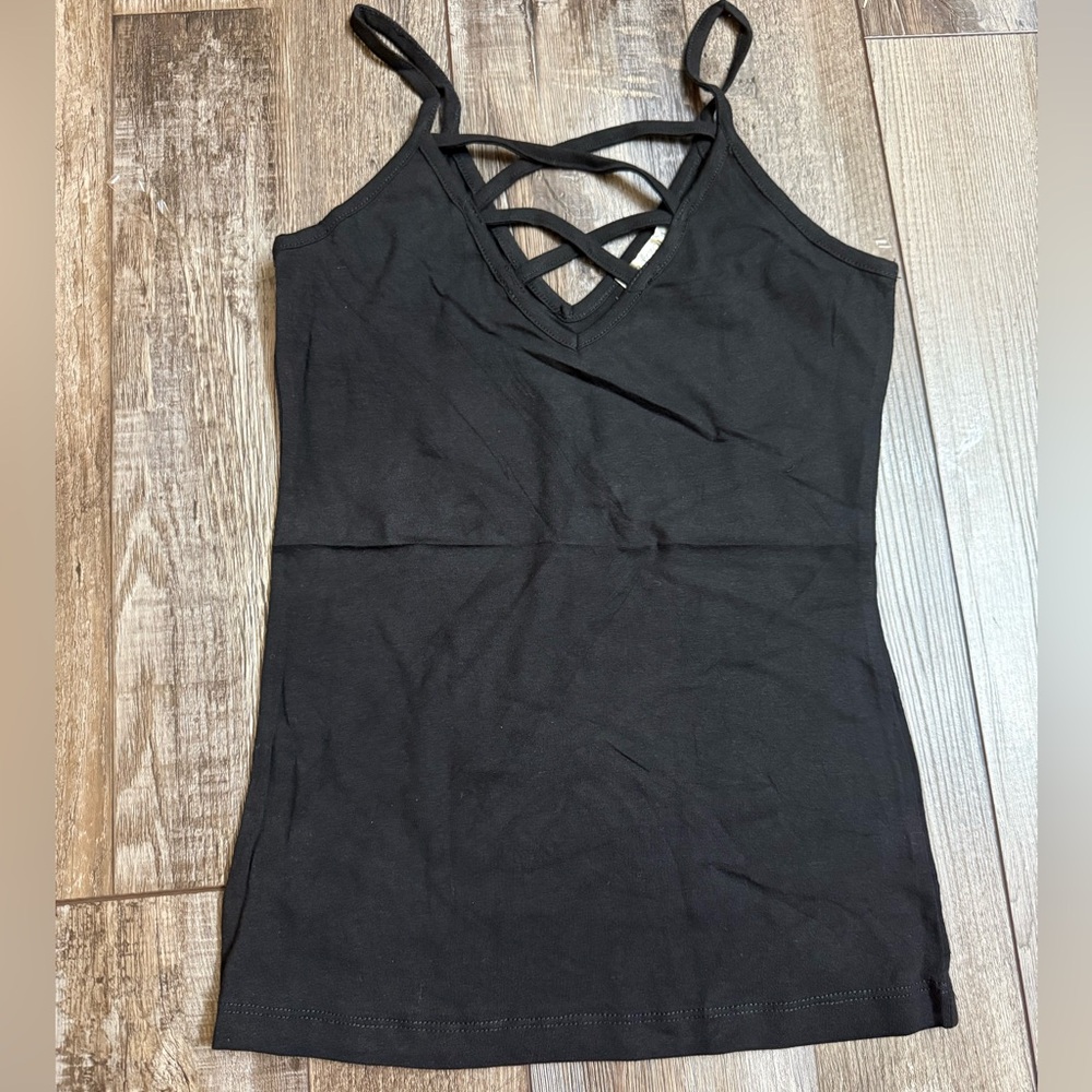 Bozzolo Bundle - 2 Mesh Crop Tops (maroon & tan) and Criss Cross Black Tank Top - Picture 4 of 5